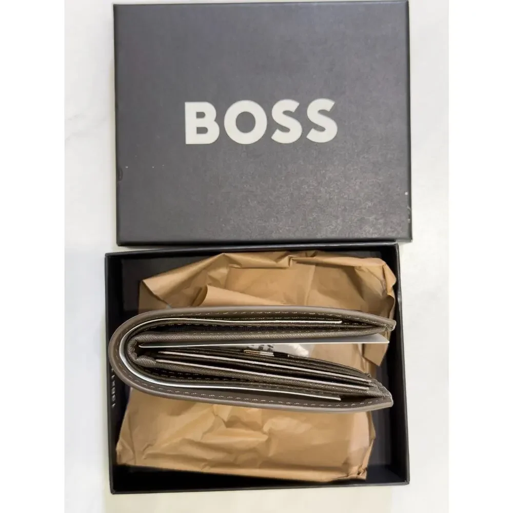 NWT BOSS Zair Cross Grain Textured Leather Bifold Wallet, $99 MSRP